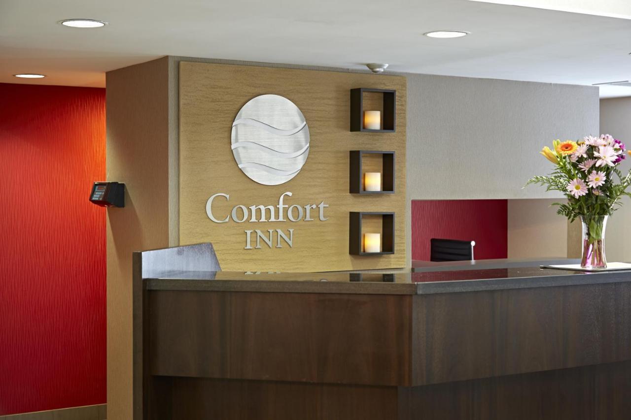 Comfort Inn Лаваль Екстер'єр фото