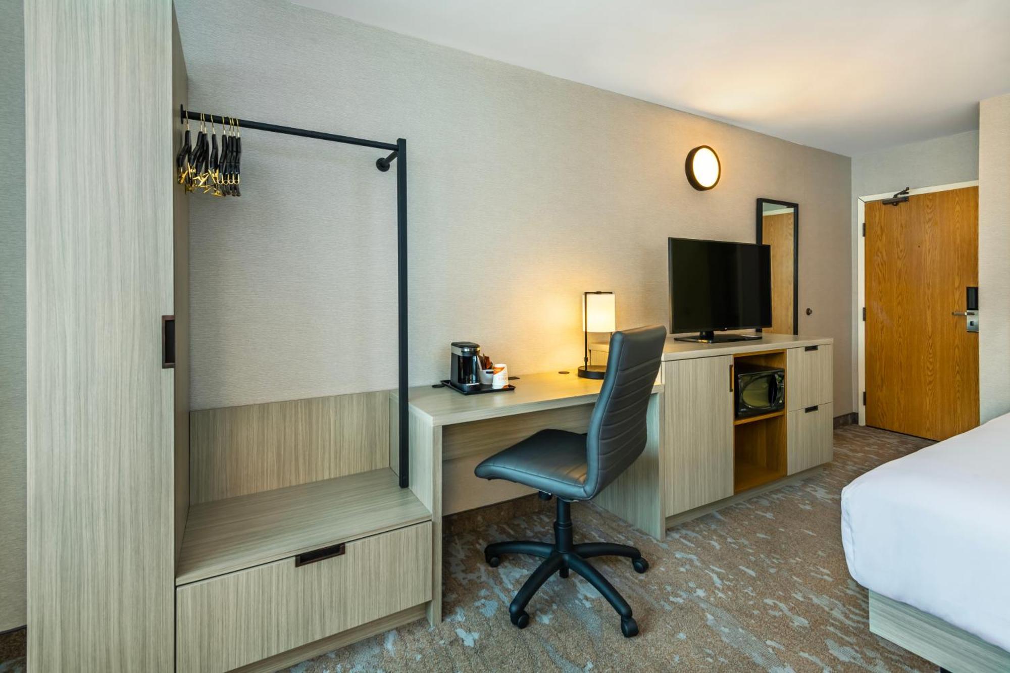 Comfort Inn Лаваль Екстер'єр фото